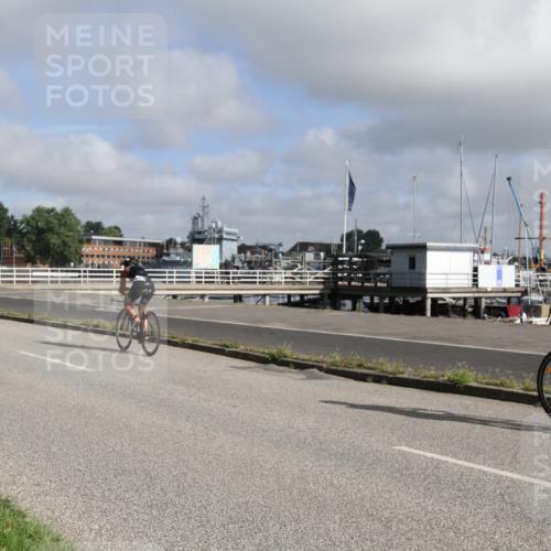 17.08.2025 - KN Förde Triathlon 2025 Yannick Fuchs http://msf.ph/oto/8613740 17.08.2025 09:49:01 Radfahren 103, 114, 137 meine-sportfotos.de