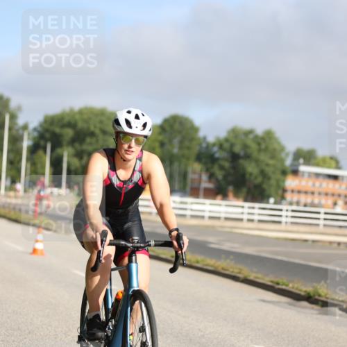17.08.2025 - KN Förde Triathlon 2025 Yannick Fuchs http://msf.ph/oto/8613760 17.08.2025 09:23:19 Radfahren 130, 138 meine-sportfotos.de
