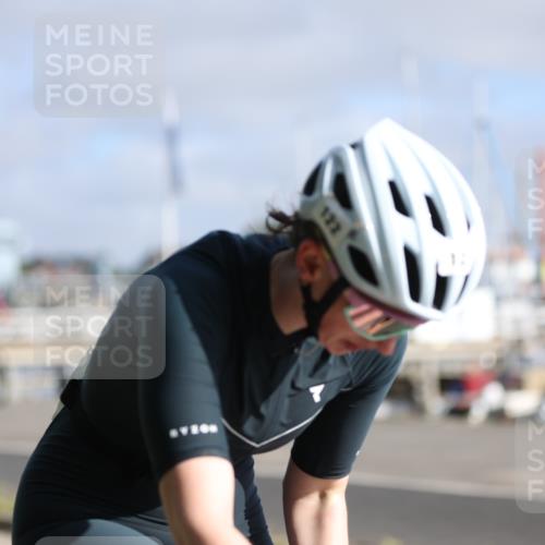 17.08.2025 - KN Förde Triathlon 2025 Yannick Fuchs http://msf.ph/oto/8613804 17.08.2025 09:23:35 Radfahren 122, 147, 152, 138 meine-sportfotos.de