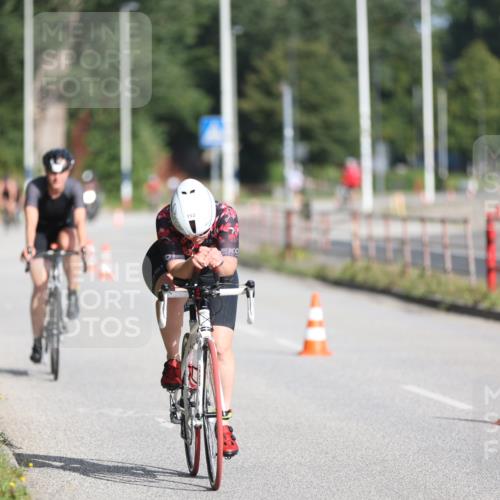 17.08.2025 - KN Förde Triathlon 2025 Yannick Fuchs http://msf.ph/oto/8613807 17.08.2025 09:23:42 Radfahren 147, 152, 122 meine-sportfotos.de