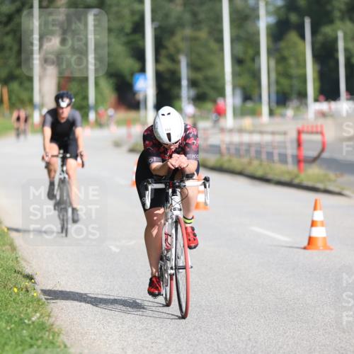 17.08.2025 - KN Förde Triathlon 2025 Yannick Fuchs http://msf.ph/oto/8613810 17.08.2025 09:23:42 Radfahren 147, 152, 122 meine-sportfotos.de