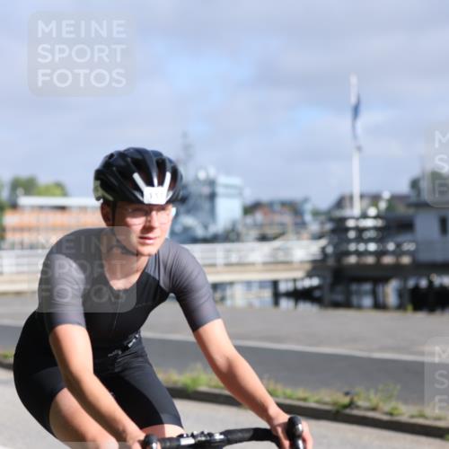17.08.2025 - KN Förde Triathlon 2025 Yannick Fuchs http://msf.ph/oto/8613824 17.08.2025 09:23:45 Radfahren 142, 145, 146, 147, 151, 152, 152 meine-sportfotos.de