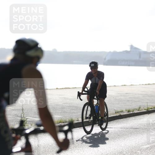 17.08.2025 - KN Förde Triathlon 2025 Yannick Fuchs http://msf.ph/oto/8613843 17.08.2025 09:23:55 Radfahren 104, 135, 140, 142, 145, 146, 151, 159, 164, 168, 145 meine-sportfotos.de