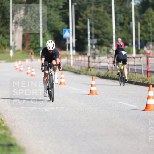 17.08.2025 - KN Förde Triathlon 2025 Yannick Fuchs http://msf.ph/oto/8613886 17.08.2025 09:24:16 Radfahren 128, 150, 162, 144 meine-sportfotos.de
