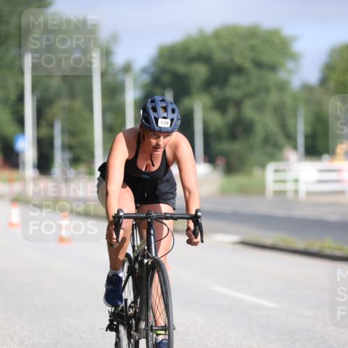 17.08.2025 - KN Förde Triathlon 2025 Yannick Fuchs http://msf.ph/oto/8613899 17.08.2025 09:24:21 Radfahren 128, 150, 162 meine-sportfotos.de