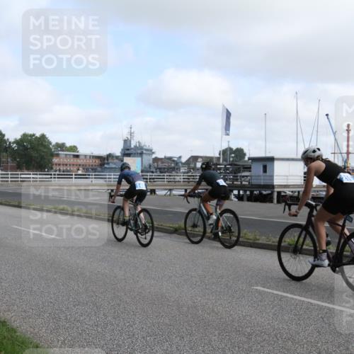 17.08.2025 - KN Förde Triathlon 2025 Yannick Fuchs http://msf.ph/oto/8613961 17.08.2025 09:52:56 Radfahren 127, 148, 160, 163, 184, 188, 196, 210, 215, 242 meine-sportfotos.de