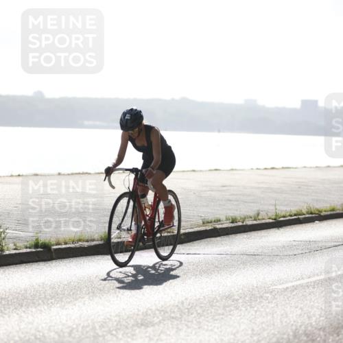 17.08.2025 - KN Förde Triathlon 2025 Yannick Fuchs http://msf.ph/oto/8614024 17.08.2025 09:25:31 Radfahren 101, 160, 168, 204, 253, 137, 149 meine-sportfotos.de