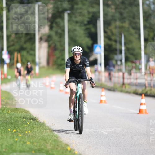 17.08.2025 - KN Förde Triathlon 2025 Yannick Fuchs http://msf.ph/oto/8614070 17.08.2025 09:25:49 Radfahren 105, 140, 144, 159, 105, 164 meine-sportfotos.de