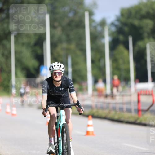 17.08.2025 - KN Förde Triathlon 2025 Yannick Fuchs http://msf.ph/oto/8614075 17.08.2025 09:25:49 Radfahren 105, 140, 144, 159, 105, 164 meine-sportfotos.de