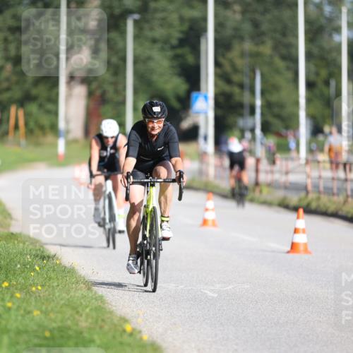 17.08.2025 - KN Förde Triathlon 2025 Yannick Fuchs http://msf.ph/oto/8614085 17.08.2025 09:25:53 Radfahren 140, 144, 159, 105, 140, 164 meine-sportfotos.de