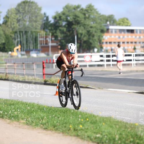 17.08.2025 - KN Förde Triathlon 2025 Yannick Fuchs http://msf.ph/oto/8614170 17.08.2025 09:27:04 Radfahren 101, 105, 177, 180, 253 meine-sportfotos.de
