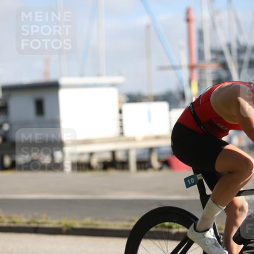 17.08.2025 - KN Förde Triathlon 2025 Yannick Fuchs http://msf.ph/oto/8614178 17.08.2025 09:27:05 Radfahren 101, 105, 177, 192, 180, 253 meine-sportfotos.de