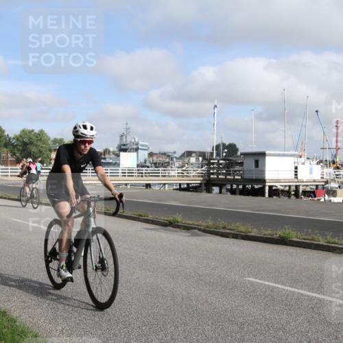 17.08.2025 - KN Förde Triathlon 2025 Yannick Fuchs http://msf.ph/oto/8614216 17.08.2025 09:57:54 Radfahren 120, 150, 243 meine-sportfotos.de