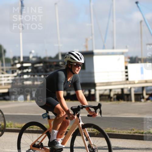 17.08.2025 - KN Förde Triathlon 2025 Yannick Fuchs http://msf.ph/oto/8614250 17.08.2025 09:28:19 Radfahren 106, 153, 155, 161, 163, 184, 189, 220, 241, 106, 114, 131, 156, 173, 181, 185, 187, 240, 241 meine-sportfotos.de
