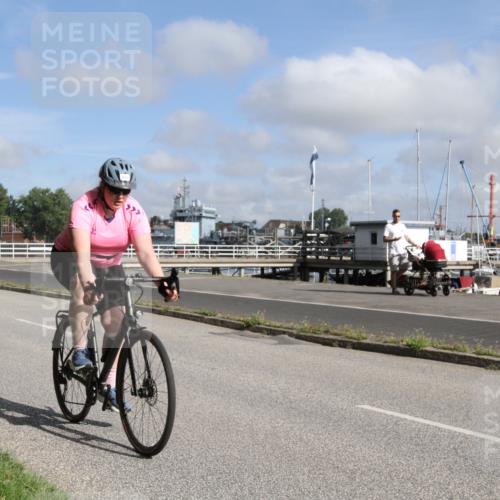 17.08.2025 - KN Förde Triathlon 2025 Yannick Fuchs http://msf.ph/oto/8614322 17.08.2025 10:02:34 Radfahren 224, 250, 251 meine-sportfotos.de