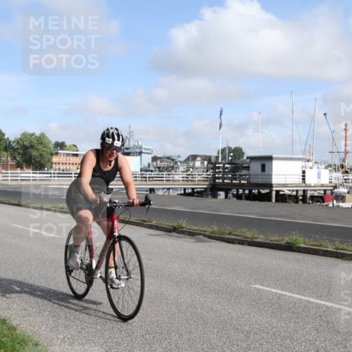 17.08.2025 - KN Förde Triathlon 2025 Yannick Fuchs http://msf.ph/oto/8614369 17.08.2025 10:05:23 Radfahren 169, 183, 202, 215, 223, 242 meine-sportfotos.de