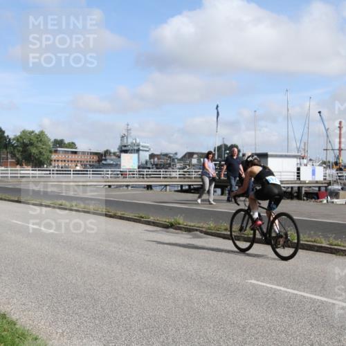 17.08.2025 - KN Förde Triathlon 2025 Yannick Fuchs http://msf.ph/oto/8614380 17.08.2025 10:05:59 Radfahren 111, 131, 174, 207, 210, 211, 218, 234 meine-sportfotos.de