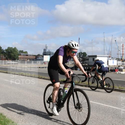 17.08.2025 - KN Förde Triathlon 2025 Yannick Fuchs http://msf.ph/oto/8614397 17.08.2025 10:06:37 Radfahren 170, 182, 184, 212 meine-sportfotos.de
