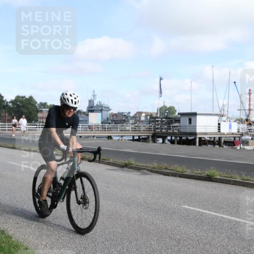17.08.2025 - KN Förde Triathlon 2025 Yannick Fuchs http://msf.ph/oto/8614436 17.08.2025 10:10:38 Radfahren 118, 190, 246 meine-sportfotos.de