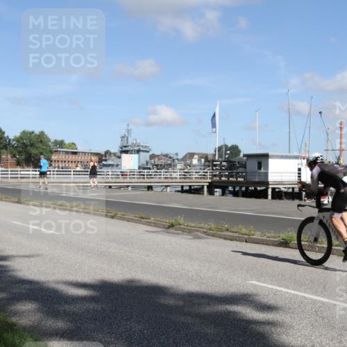 17.08.2025 - KN Förde Triathlon 2025 Yannick Fuchs http://msf.ph/oto/8614526 17.08.2025 11:05:30 Radfahren 295, 306, 389 meine-sportfotos.de