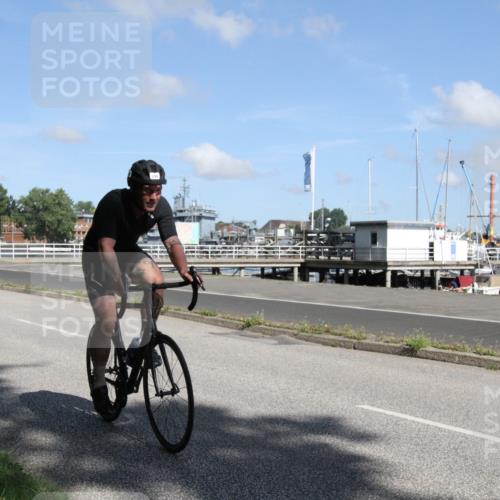 17.08.2025 - KN Förde Triathlon 2025 Yannick Fuchs http://msf.ph/oto/8614541 17.08.2025 11:07:10 Radfahren 261, 295, 304 meine-sportfotos.de