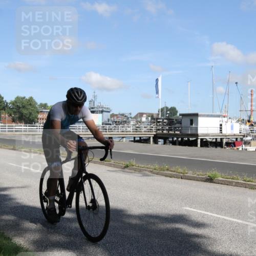 17.08.2025 - KN Förde Triathlon 2025 Yannick Fuchs http://msf.ph/oto/8614551 17.08.2025 11:08:03 Radfahren 297, 299 meine-sportfotos.de