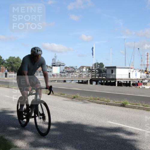 17.08.2025 - KN Förde Triathlon 2025 Yannick Fuchs http://msf.ph/oto/8614569 17.08.2025 11:09:03 Radfahren 264, 601, 643 meine-sportfotos.de