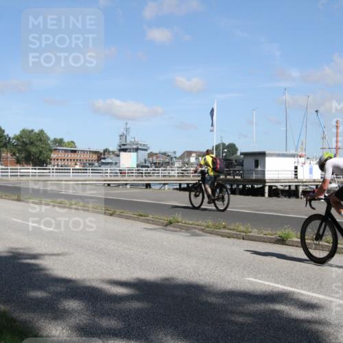17.08.2025 - KN Förde Triathlon 2025 Yannick Fuchs http://msf.ph/oto/8614578 17.08.2025 11:09:29 Radfahren 279, 312, 316, 358, 608 meine-sportfotos.de