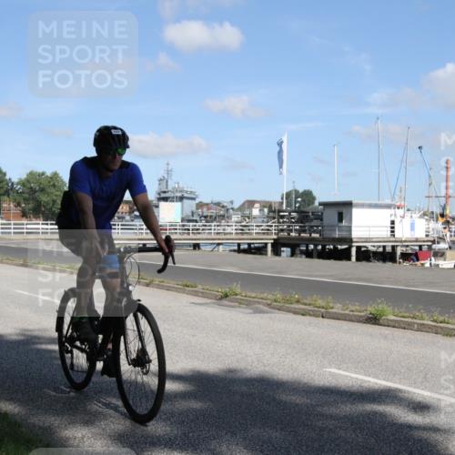 17.08.2025 - KN Förde Triathlon 2025 Yannick Fuchs http://msf.ph/oto/8614592 17.08.2025 11:10:17 Radfahren 275, 293, 325, 334, 605 meine-sportfotos.de