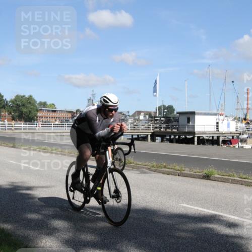 17.08.2025 - KN Förde Triathlon 2025 Yannick Fuchs http://msf.ph/oto/8614598 17.08.2025 11:10:24 Radfahren 270, 275, 293, 311, 320, 321, 325, 602, 603, 605, 615 meine-sportfotos.de