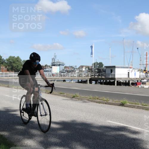 17.08.2025 - KN Förde Triathlon 2025 Yannick Fuchs http://msf.ph/oto/8614624 17.08.2025 11:11:22 Radfahren 339, 604, 607 meine-sportfotos.de