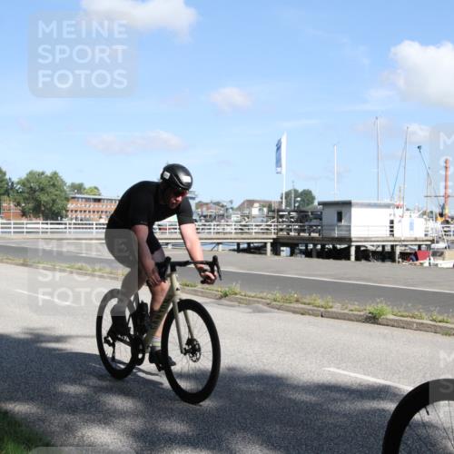 17.08.2025 - KN Förde Triathlon 2025 Yannick Fuchs http://msf.ph/oto/8614635 17.08.2025 11:11:53 Radfahren 270, 272, 275, 329, 334, 362 meine-sportfotos.de