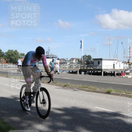 17.08.2025 - KN Förde Triathlon 2025 Yannick Fuchs http://msf.ph/oto/8614706 17.08.2025 11:14:03 Radfahren 271, 332, 350, 370, 387, 620, 635 meine-sportfotos.de