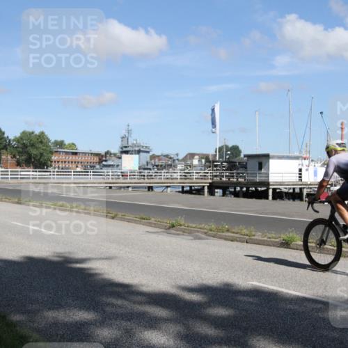 17.08.2025 - KN Förde Triathlon 2025 Yannick Fuchs http://msf.ph/oto/8614803 17.08.2025 11:17:29 Radfahren 323, 359, 382, 624, 627 meine-sportfotos.de