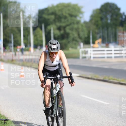 17.08.2025 - KN Förde Triathlon 2025 Yannick Fuchs http://msf.ph/oto/8614913 17.08.2025 10:02:55 Radfahren 153, 181, 137 meine-sportfotos.de