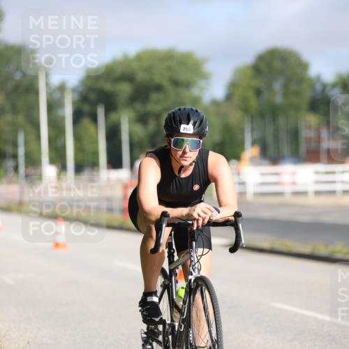 17.08.2025 - KN Förde Triathlon 2025 Yannick Fuchs http://msf.ph/oto/8614989 17.08.2025 09:28:49 Radfahren 175, 250, 119, 175, 176, 182, 254 meine-sportfotos.de