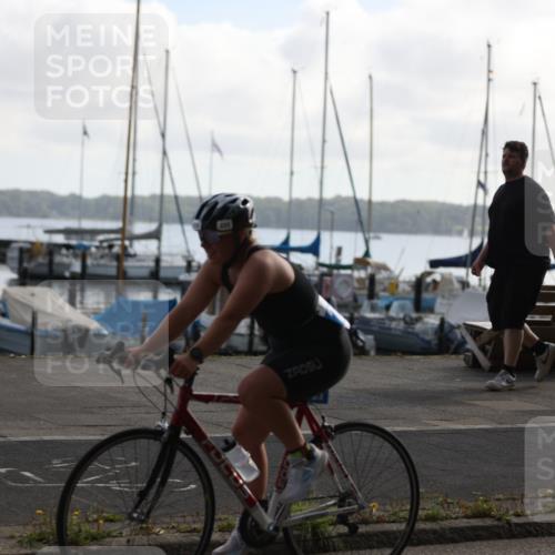 17.08.2025 - KN Förde Triathlon 2025 Yannick Fuchs http://msf.ph/oto/8615000 17.08.2025 10:03:30 Radfahren 149, 183, 202, 213, 215, 223, 242, 158 meine-sportfotos.de