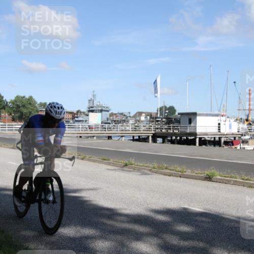 17.08.2025 - KN Förde Triathlon 2025 Yannick Fuchs http://msf.ph/oto/8615048 17.08.2025 11:20:29 Radfahren 316, 324, 365, 375 meine-sportfotos.de