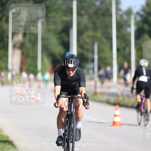 17.08.2025 - KN Förde Triathlon 2025 Yannick Fuchs http://msf.ph/oto/8615160 17.08.2025 09:29:29 Radfahren 109, 170, 174, 196, 205, 228, 103, 109, 125 meine-sportfotos.de