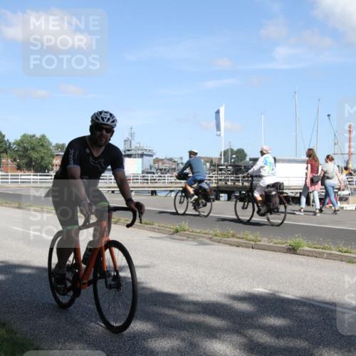 17.08.2025 - KN Förde Triathlon 2025 Yannick Fuchs http://msf.ph/oto/8615190 17.08.2025 11:21:37 Radfahren 302, 325, 363, 379, 390 meine-sportfotos.de