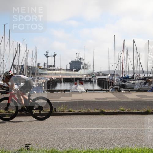 17.08.2025 - KN Förde Triathlon 2025 Yannick Fuchs http://msf.ph/oto/8615223 17.08.2025 09:16:45 Radfahren 105, 121 meine-sportfotos.de
