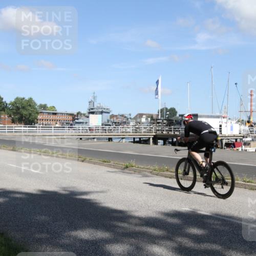 17.08.2025 - KN Förde Triathlon 2025 Yannick Fuchs http://msf.ph/oto/8615227 17.08.2025 11:22:05 Radfahren 348, 360, 387, 604, 607 meine-sportfotos.de