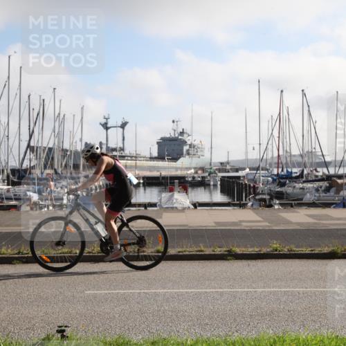 17.08.2025 - KN Förde Triathlon 2025 Yannick Fuchs http://msf.ph/oto/8615287 17.08.2025 09:18:31 Radfahren 120, 121 meine-sportfotos.de