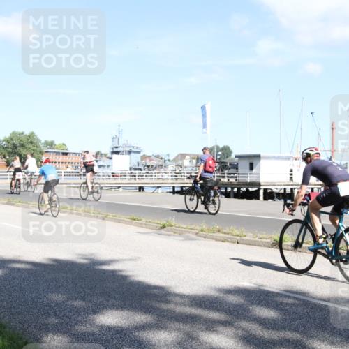 17.08.2025 - KN Förde Triathlon 2025 Yannick Fuchs http://msf.ph/oto/8615309 17.08.2025 11:23:18 Radfahren 308, 356, 384, 635 meine-sportfotos.de