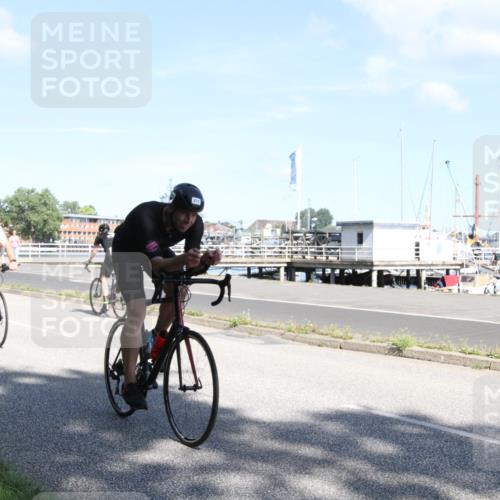 17.08.2025 - KN Förde Triathlon 2025 Yannick Fuchs http://msf.ph/oto/8615356 17.08.2025 11:23:44 Radfahren 273, 280, 330, 348, 360, 374, 387, 613, 617 meine-sportfotos.de