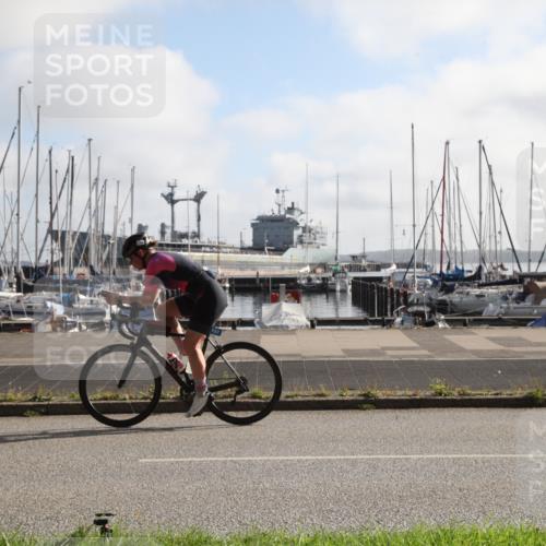 17.08.2025 - KN Förde Triathlon 2025 Yannick Fuchs http://msf.ph/oto/8615366 17.08.2025 09:20:34 Radfahren 120, 126, 127, 198 meine-sportfotos.de