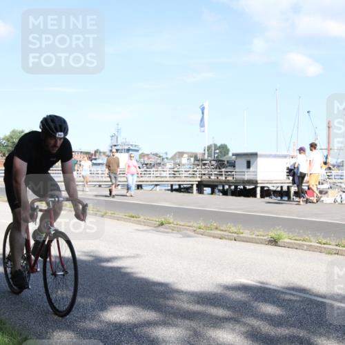 17.08.2025 - KN Förde Triathlon 2025 Yannick Fuchs http://msf.ph/oto/8615381 17.08.2025 11:24:00 Radfahren 291, 349, 372, 610, 612, 632 meine-sportfotos.de