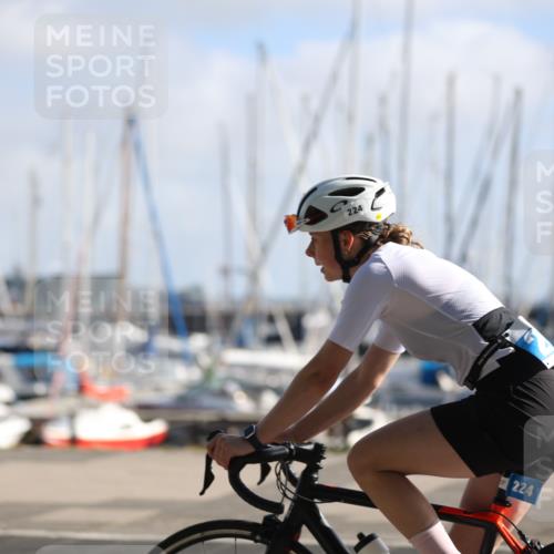 17.08.2025 - KN Förde Triathlon 2025 Yannick Fuchs http://msf.ph/oto/8615396 17.08.2025 09:30:44 Radfahren 117, 157, 197, 224, 224, 242 meine-sportfotos.de