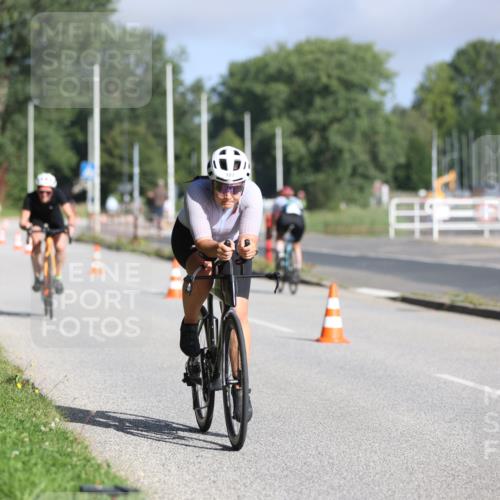 17.08.2025 - KN Förde Triathlon 2025 Yannick Fuchs http://msf.ph/oto/8615403 17.08.2025 09:30:47 Radfahren 117, 157, 197, 224, 242 meine-sportfotos.de