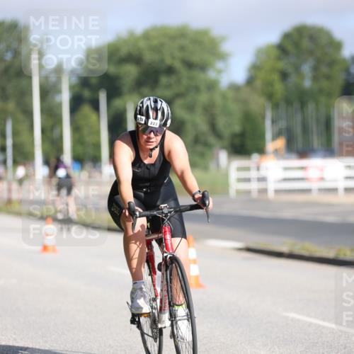 17.08.2025 - KN Förde Triathlon 2025 Yannick Fuchs http://msf.ph/oto/8615437 17.08.2025 09:30:58 Radfahren 102, 107, 111, 200, 208, 212, 223, 197 meine-sportfotos.de